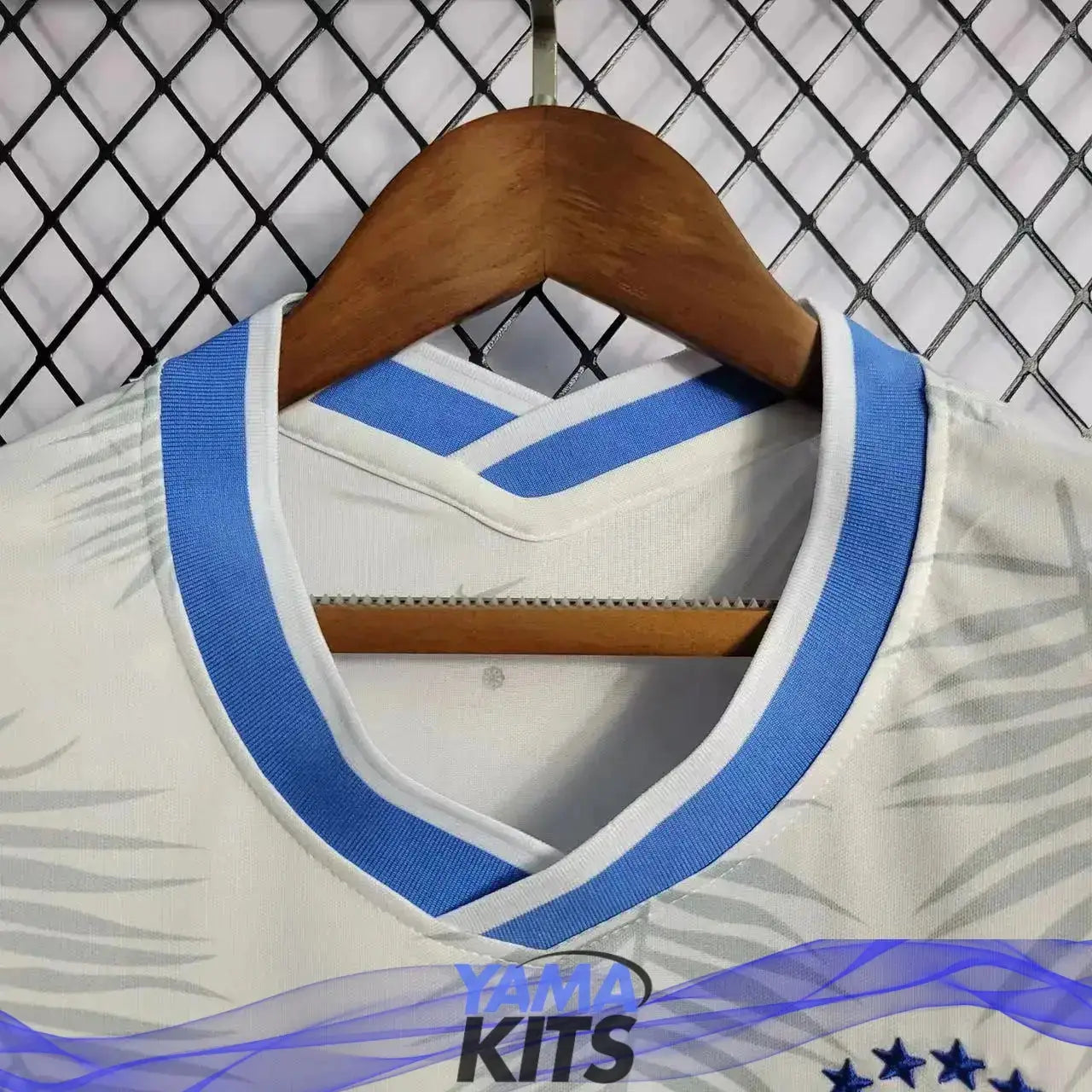 Maillot Femme du Brésil Concept « feuilles bleues » YamaKits Foot