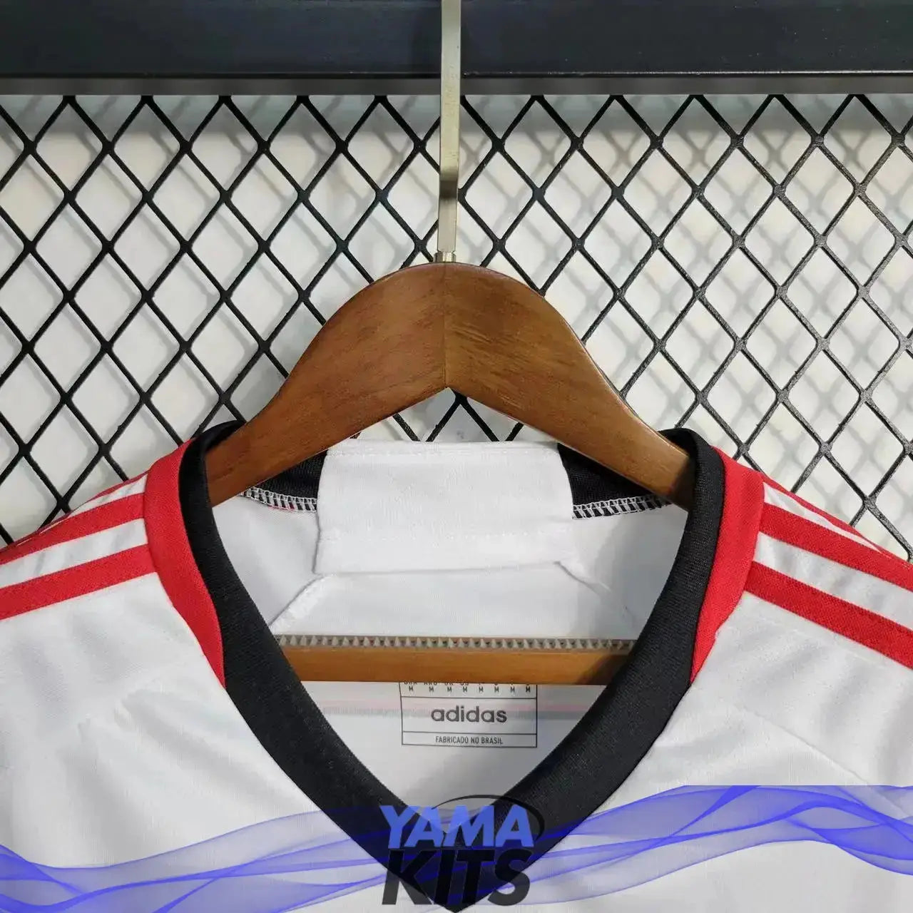 Maillot Femme Flamengo "Exterieur" 2023/2024 YamaKits Foot