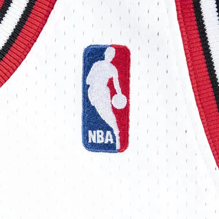 Maillot NBA Michael Jordan Chicago Bulls Blanc '95 Mitchell & Ness - Édition Domicile YamaBasketball