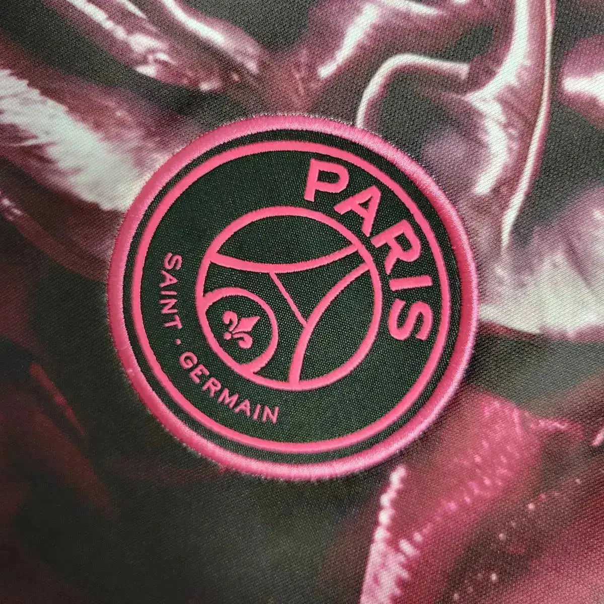 Maillot Paris Saint-Germain Concept « Rose » 2023/2024 YamaKits Foot